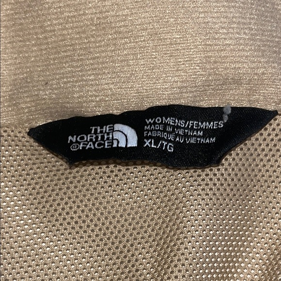 The North Face Women's Khaki Utility Shell Jacket - Picture 8 of 9